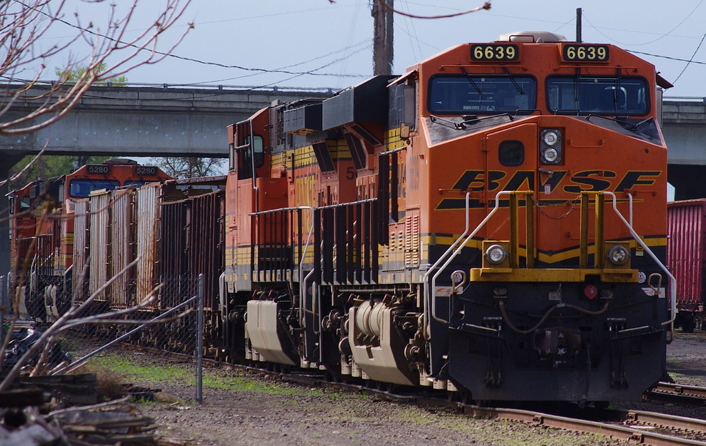 BNSF 6639 & Co.